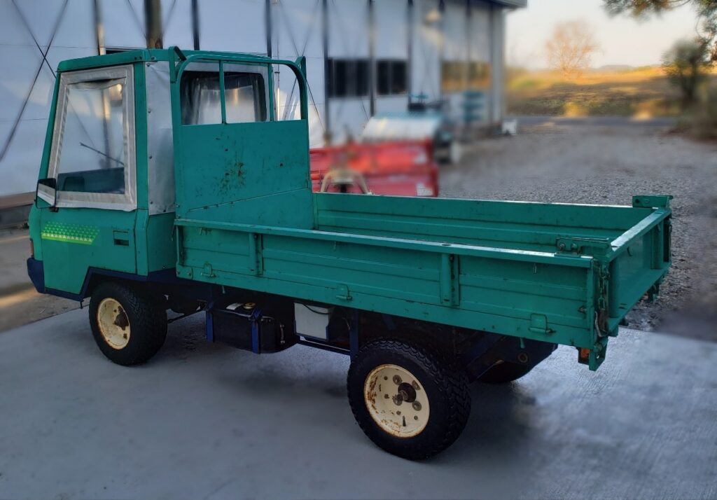 筑水キャニコム 小型特殊自動車 ダンプ ELL801 - 株式会社三郷 
