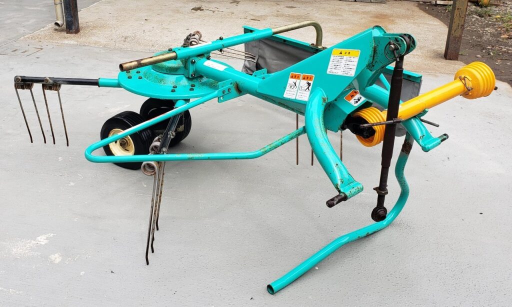 タカキタ ロータリーレーキ TR2150 - 株式会社三郷トレーディング(販売 