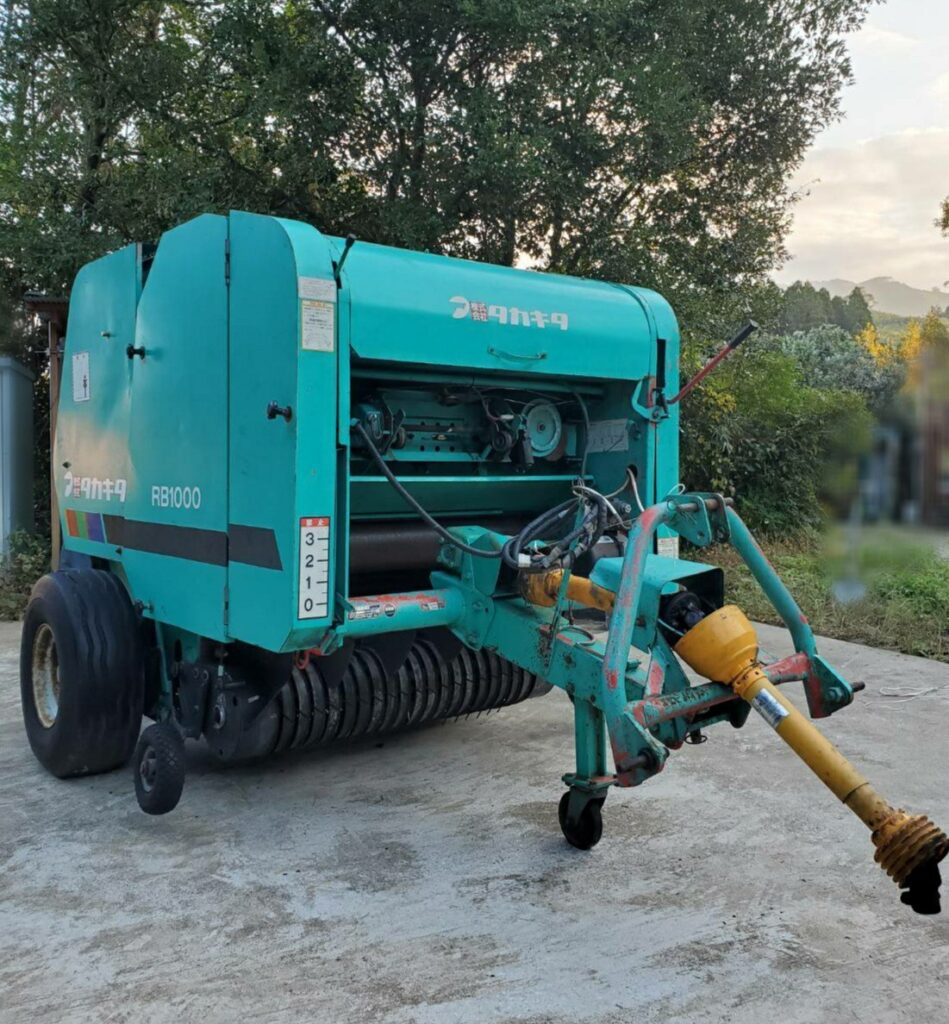 タカキタ マルチロールベーラー RB1000 - 株式会社三郷トレーディング 