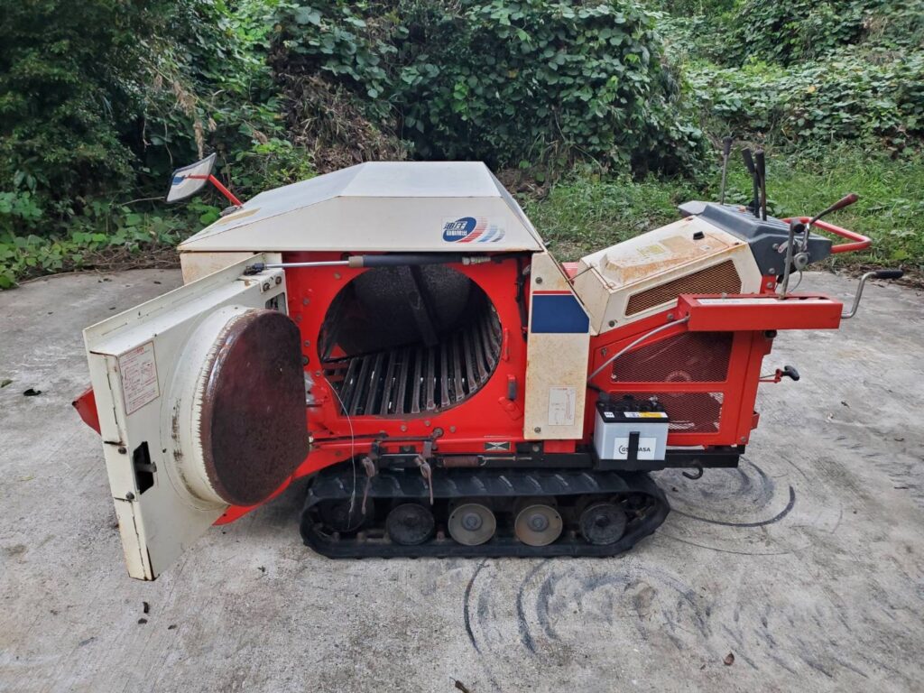 ヤンマー 自走式ロールベーラ YRBA7SD 空冷ディーゼルセル付き 牧草ロール機 作業機 【整備済！すぐに使用可能です！】 ヤンマー 自走式ロールベーラー YRBA7SD - 株式会社三郷トレーディング