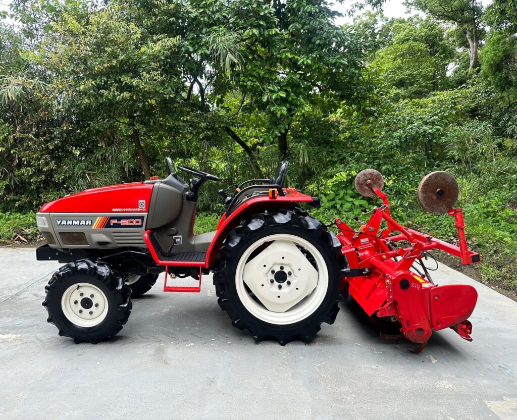 ■ヤンマー トラクター F-200 381時間 簡易整備済■ ヤンマー トラクター F-200 - 株式会社三郷トレーディング(販売サイト)