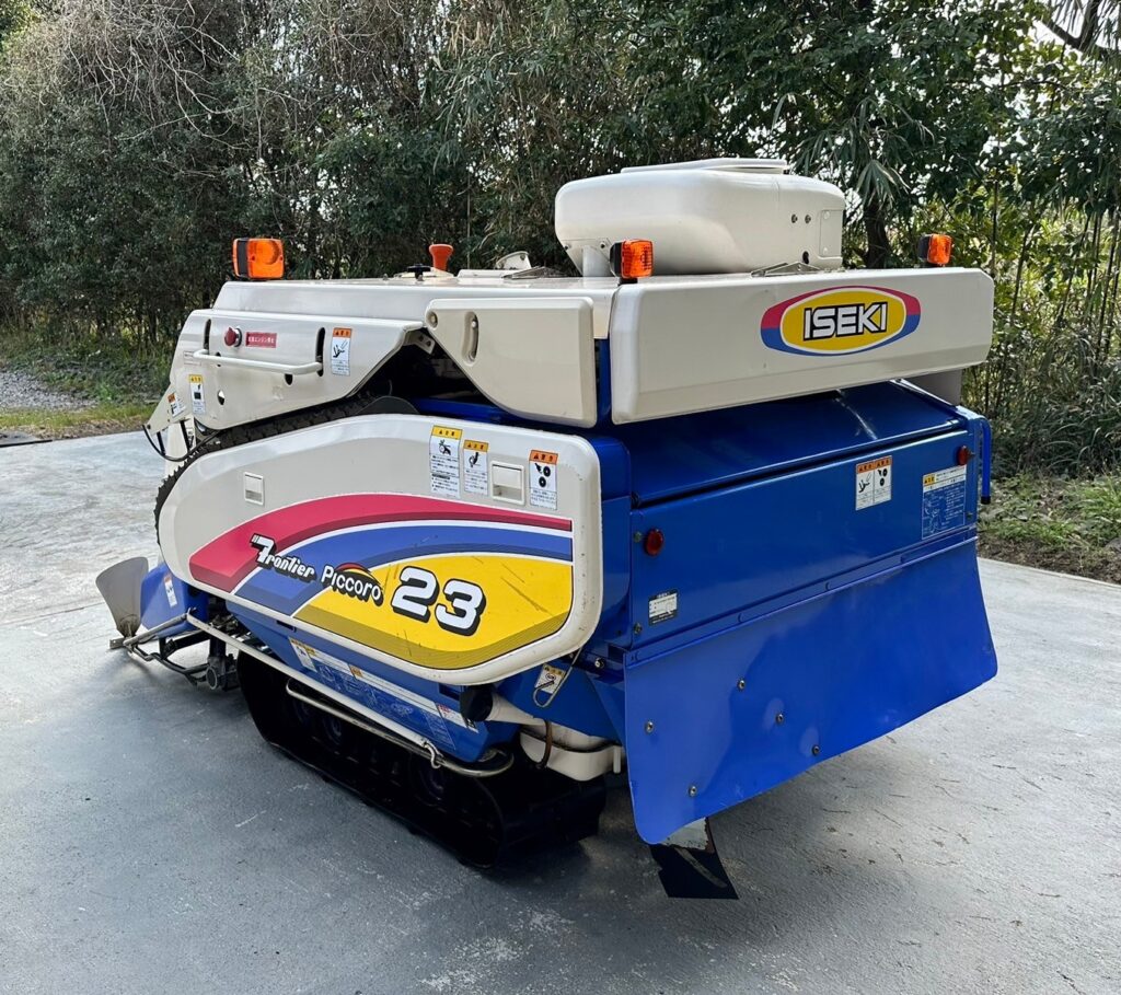 イセキ コンバイン HVF323 / HVF-323 ゴムクローラー 幅400 400×84×39 E ゴムキャタ イセキ 中古コンバイン HVF-323 G-ZKWCの詳細｜農機具通販ノウキナビ