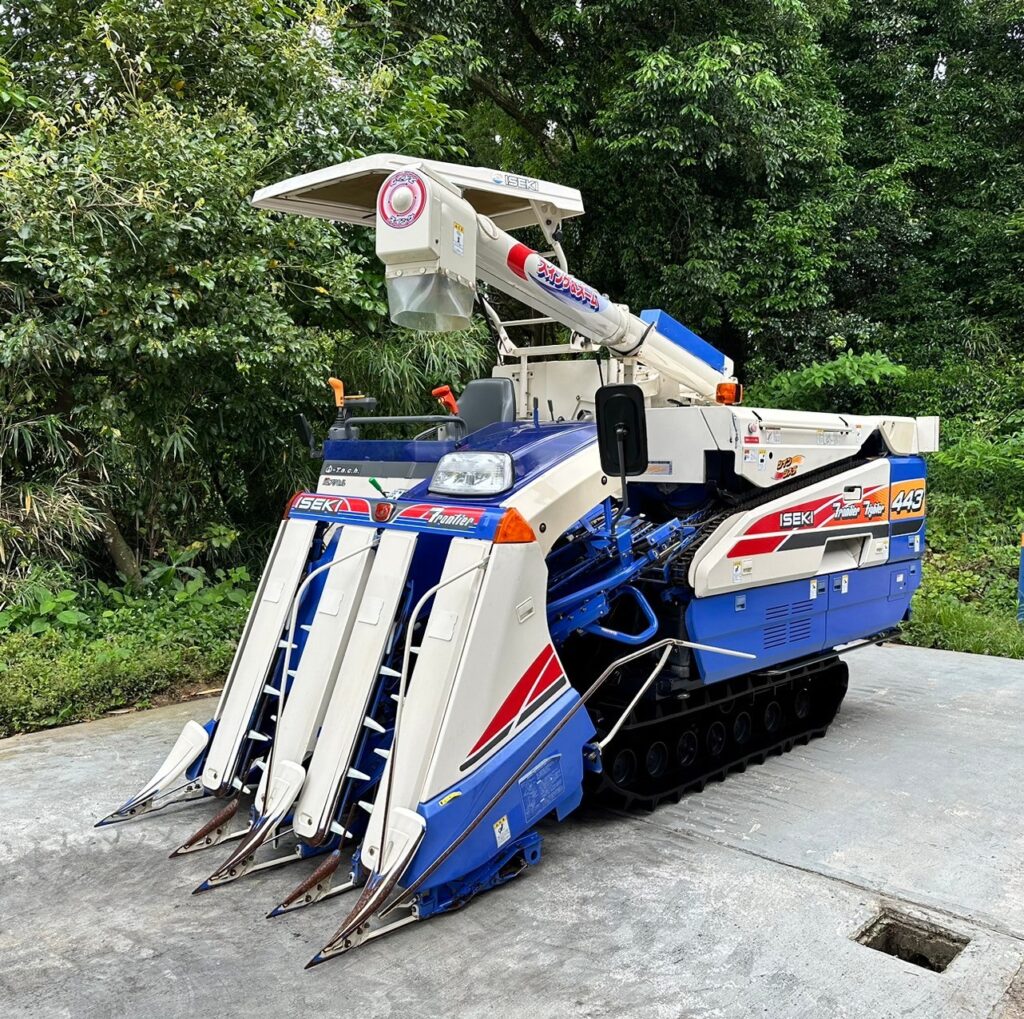 イセキ コンバイン HF443 - 株式会社三郷トレーディング(販売サイト)