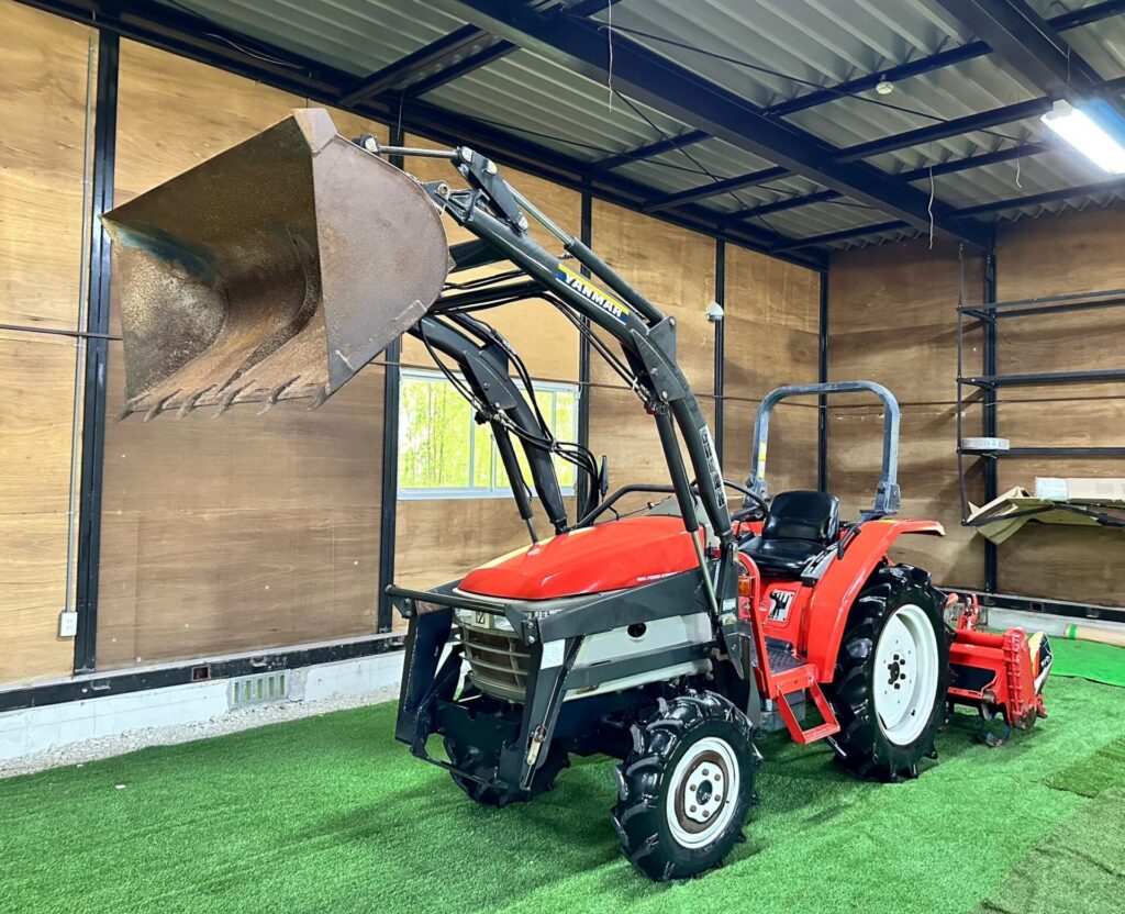 ヤンマー トラクター AF-33 フロントローダー付 パワステ 自動水796  