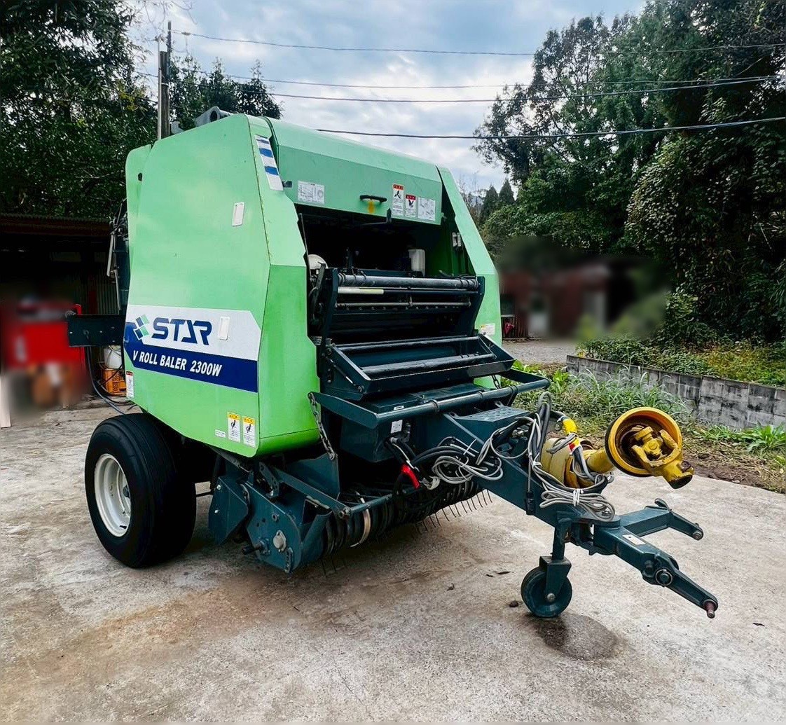 スター 芯巻カッティングロールベーラ TVR2300WNT