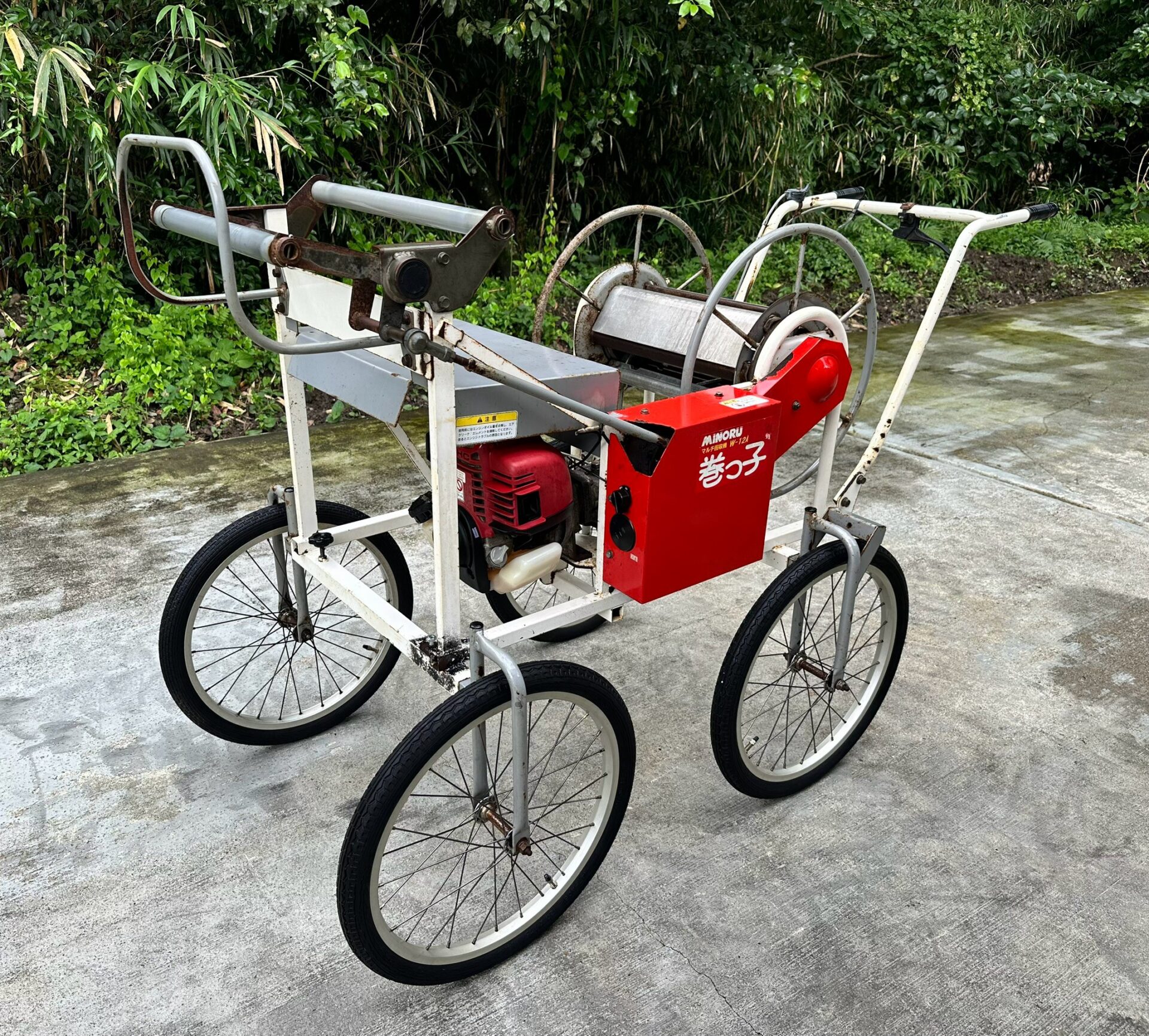 みのる産業 マルチ回収機 W-12A